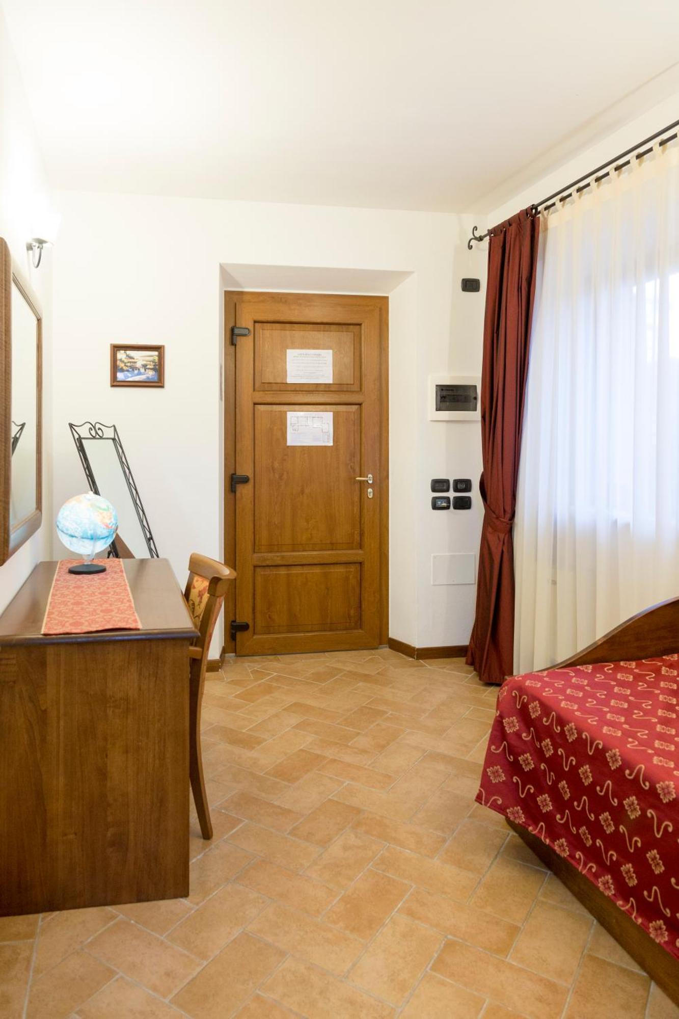 Colleverde Country House & Spa Urbino Bagian luar foto