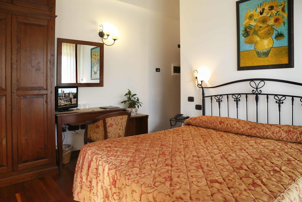 Colleverde Country House & Spa Urbino Bagian luar foto